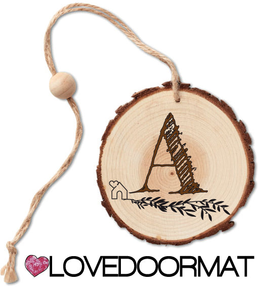 Rondella - Monogramma - LOVEDOORMAT in Legno, 100% BIO, dipinto a mano con Lettera A e Design, da appendere, cm 40x12x3