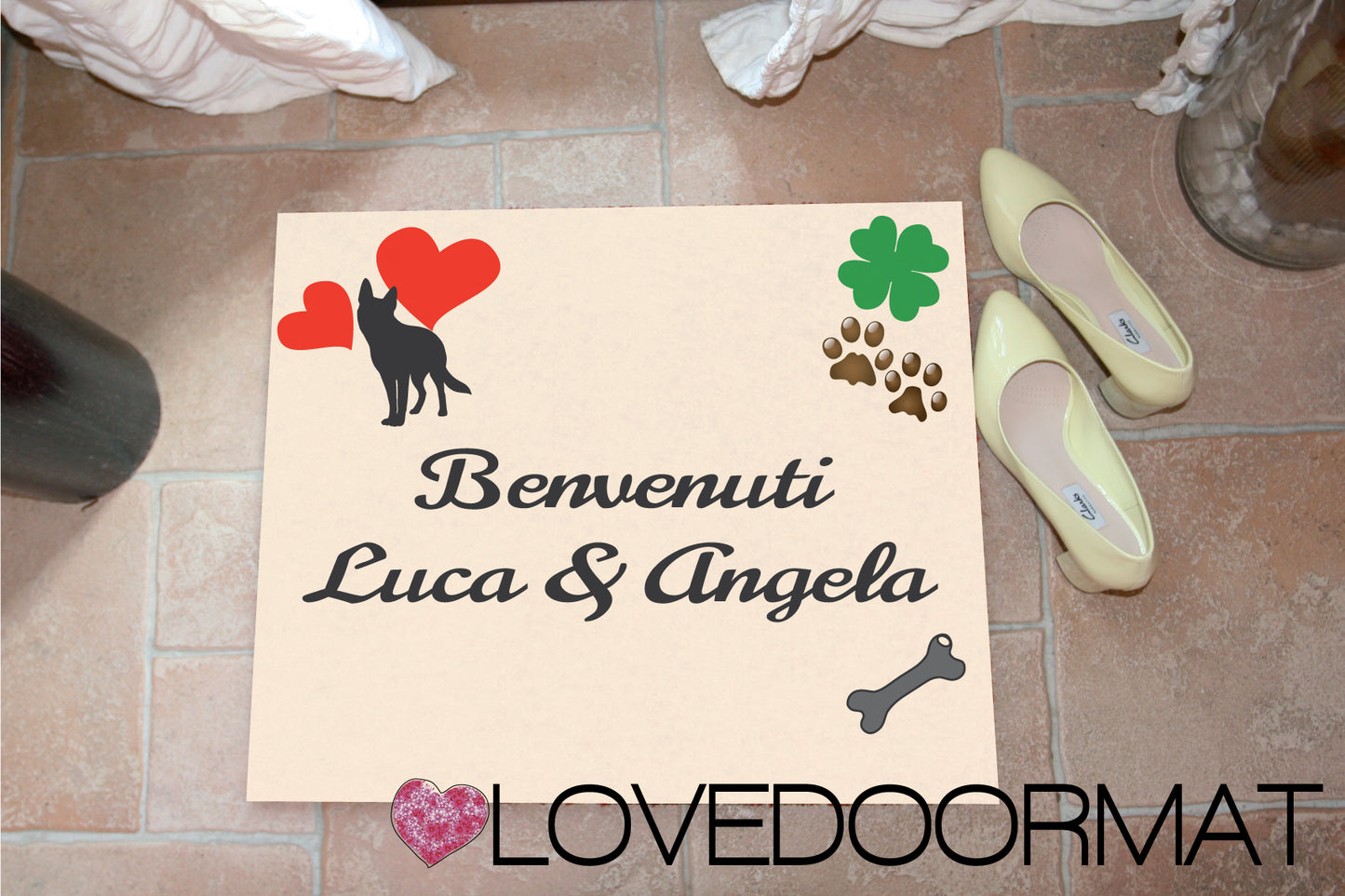Tappeto Personalizzato – Cane, Cuori, Quadrifoglio, Tuo Testo – LOVEDOORMAT in Feltro e Gomma