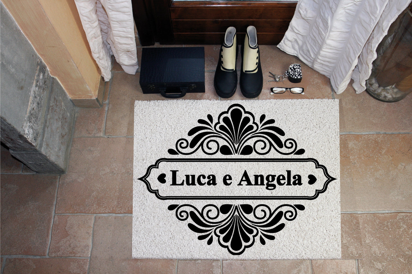 Zerbino Personalizzato – Grange, Tuo Testo – LOVEDOORMAT in Pvc, Fondo in Gomma, 100% Impermeabile