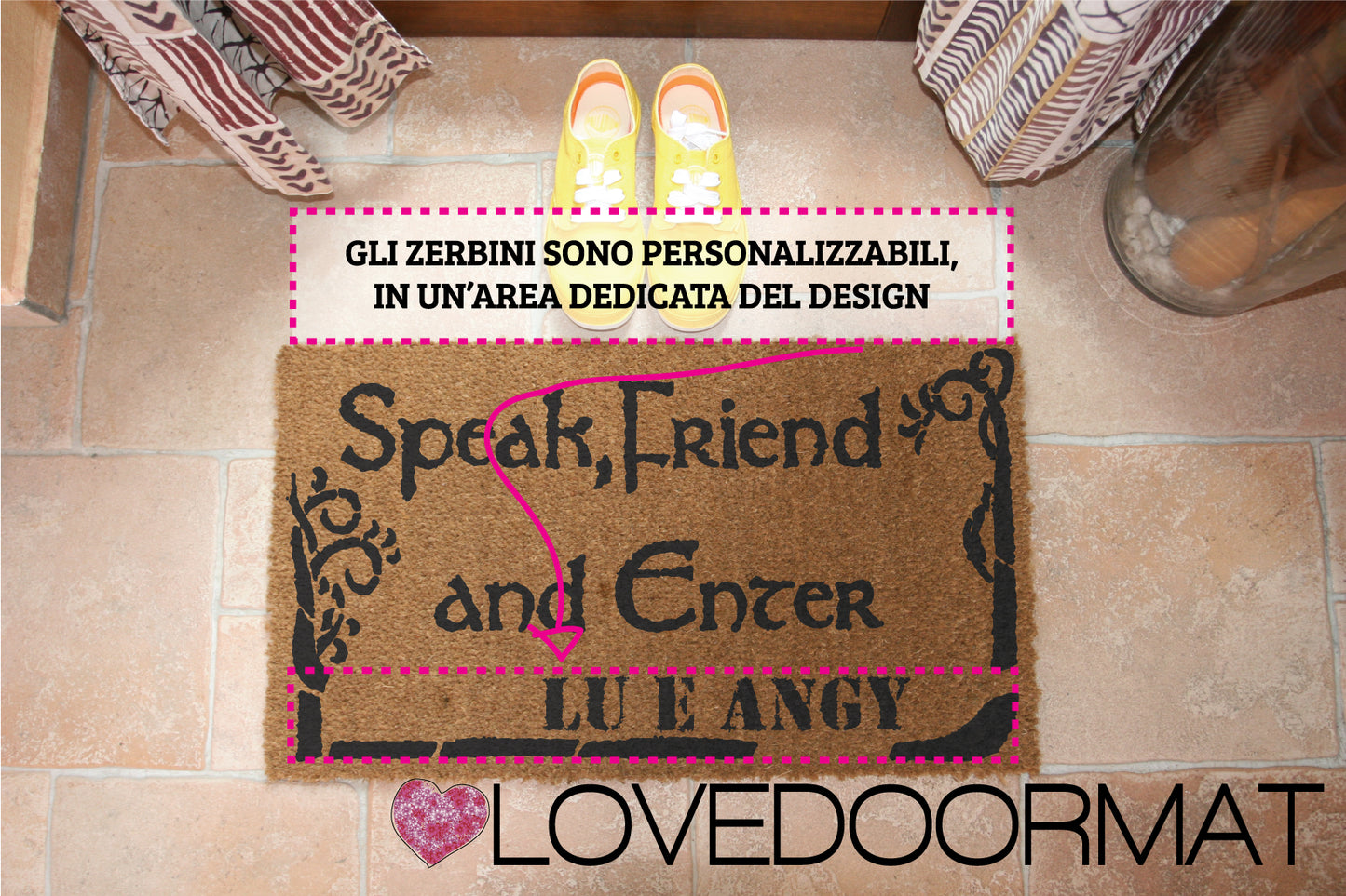 Zerbino Personalizzabile LOVEDOORMAT in Cocco, Fondo in Gomma 100% BIO, su cui io dipingo il Decor Design e se desideri nella parte inferiore (opzional) il tuo testo