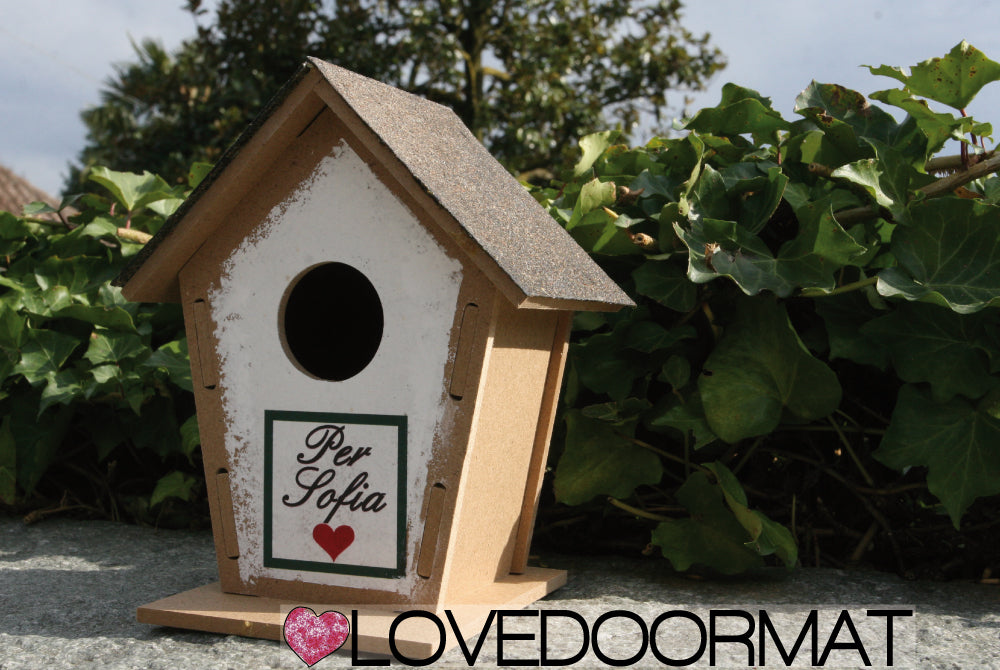 Casetta Uccelli Personalizzata – Tue Iniziali in Cornice – LOVEDOORMAT in Legno cm 17,5x12x3,4 Per Sofia