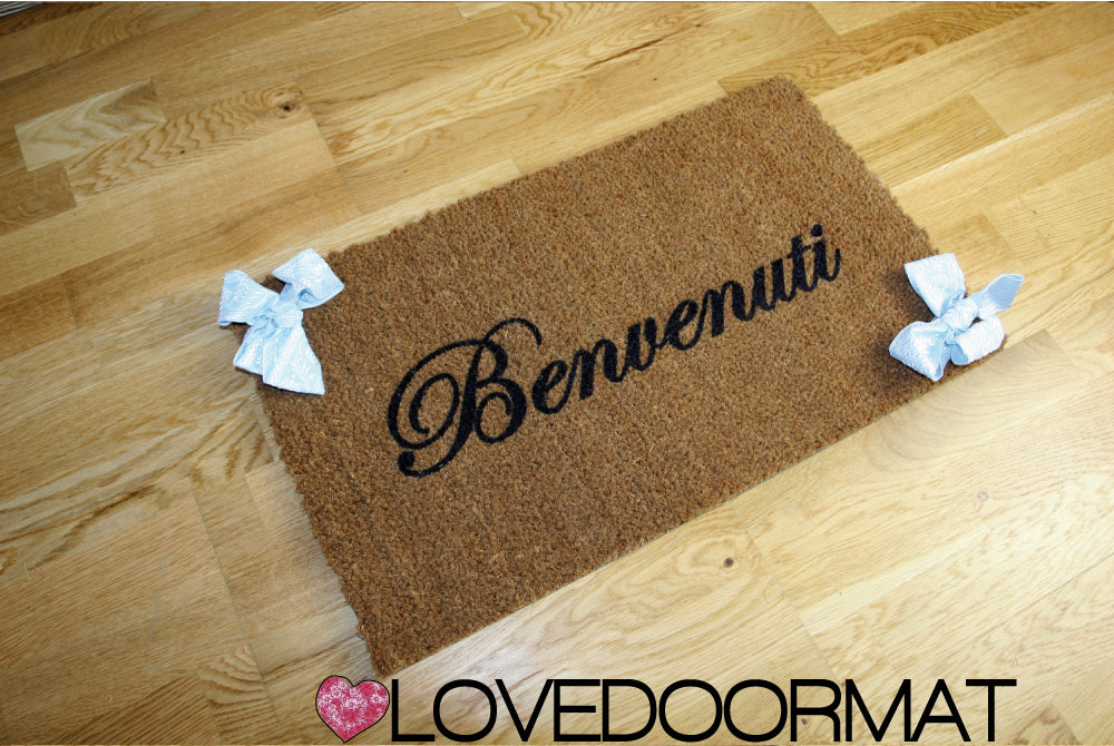 Zerbino Personalizzato con – Fiocchi, Tuo Testo, Cornice – LOVEDOORMAT in Cocco, Fondo in Gomma 100% BIO