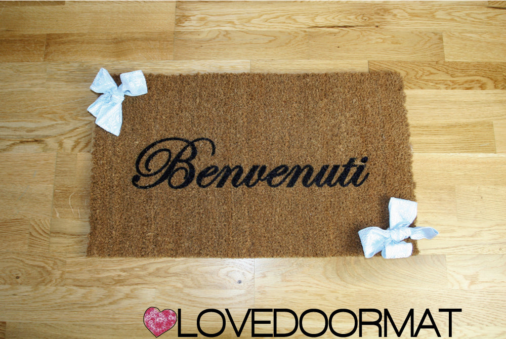 Zerbino Personalizzato con – Fiocchi, Tuo Testo, Cornice – LOVEDOORMAT in Cocco, Fondo in Gomma 100% BIO