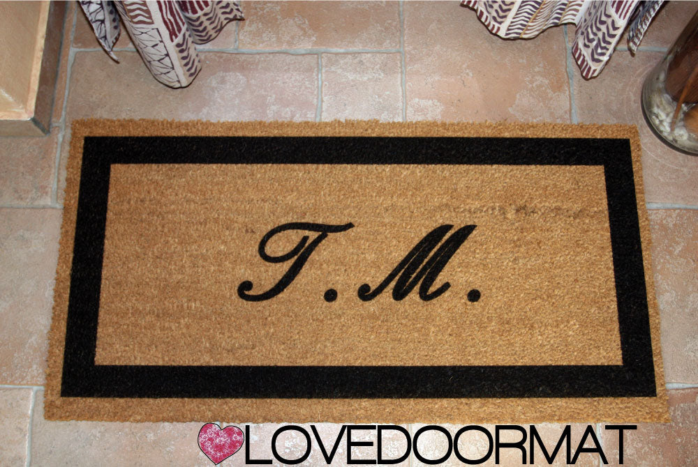 Zerbino Personalizzato – Tue Iniziali in Cornice – LOVEDOORMAT in Cocco, Fondo in Gomma 100% BIO e Con Il Tuo Testo