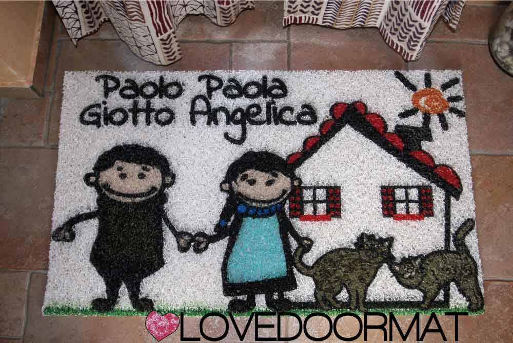 Zerbino Personalizzato da Esterno – Fumetto Famiglia – LOVEDOORMAT in Pvc, Fondo in Gomma e Con I Tuoi Personaggi
