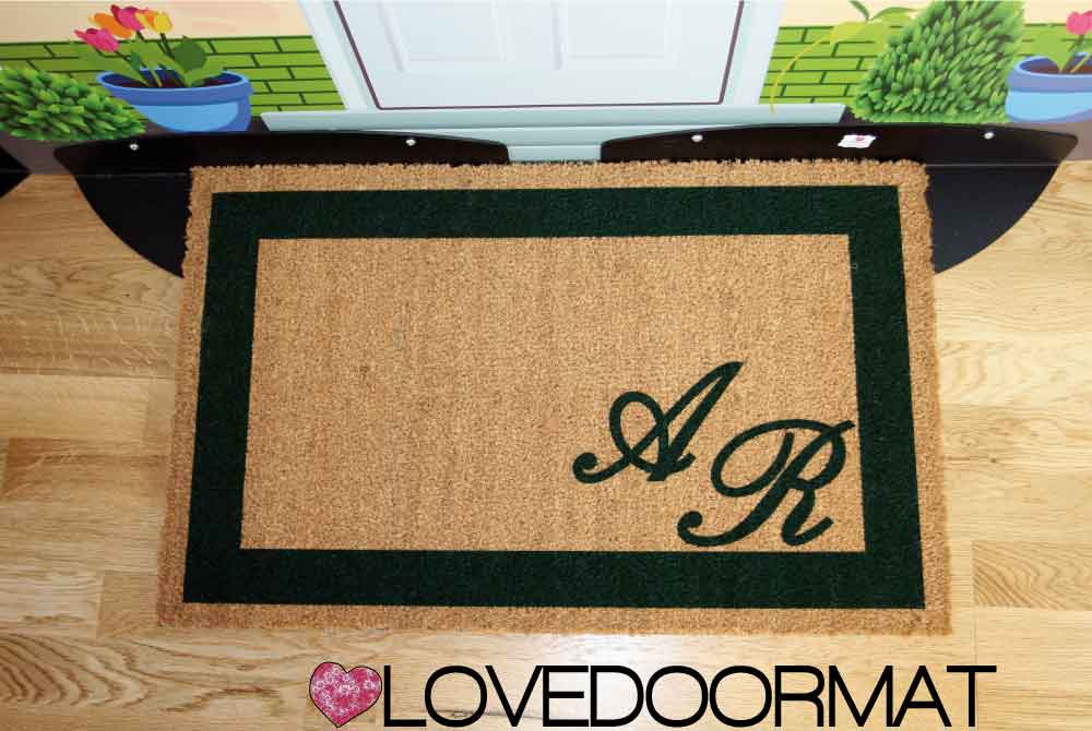 Zerbino Personalizzato – Tue Iniziali in Cornice – LOVEDOORMAT in Cocco, Fondo in Gomma 100% BIO e Con Il Tuo Testo