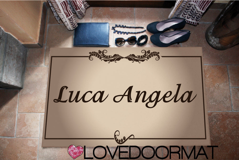 Zerbino Personalizzato – Adorabile, Tuo Testo – LOVEDOORMAT Tappeto in Feltro, Fondo in Gomma