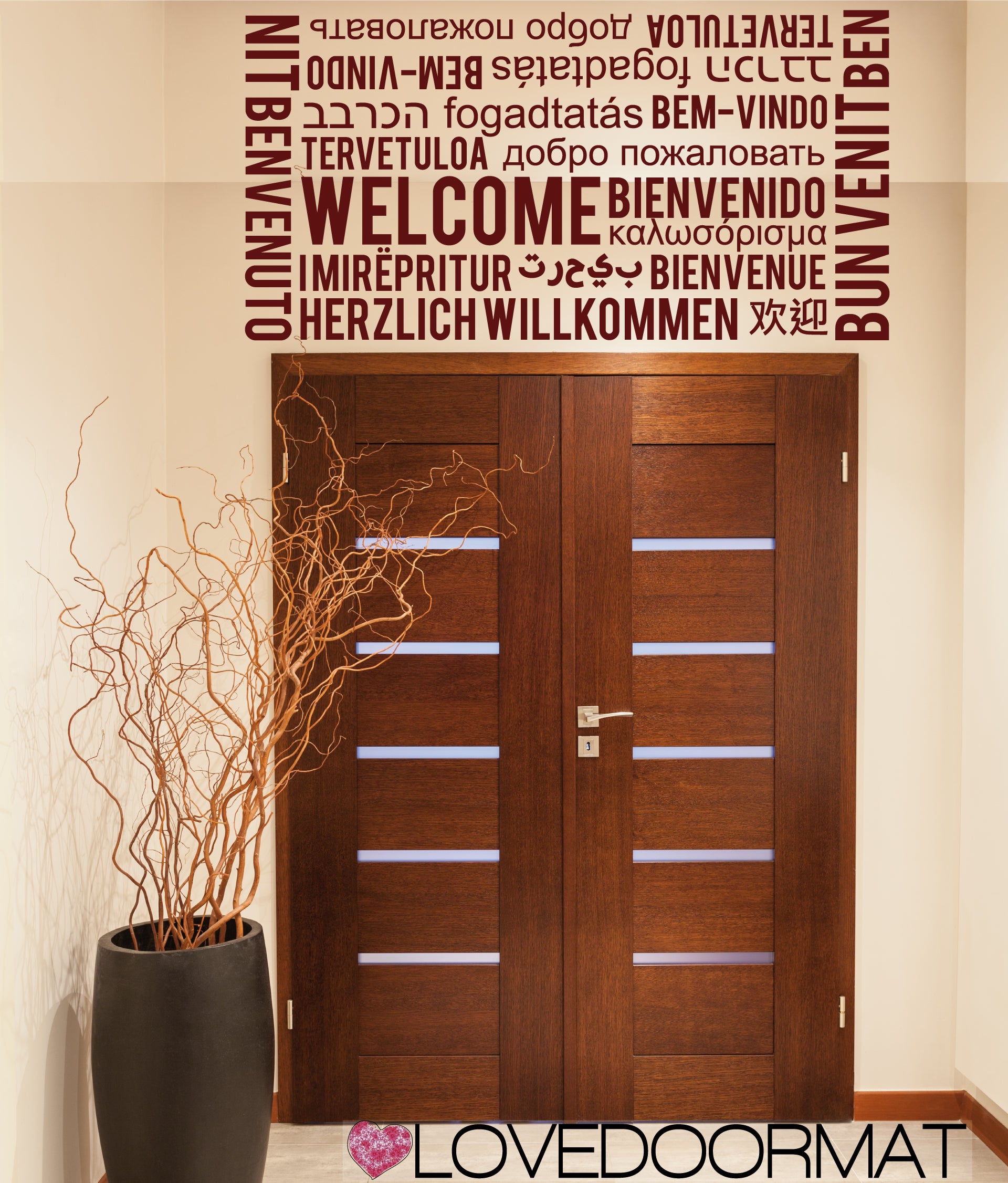 Adesivo Decorativo – Benvenuto Multilingue Pastello – LOVEDOORMAT in Vinile | Trasforma la tua Casa e il tuo Ufficio, design unico e di alta qualità. Facili da applicare e rimuovere, ogni spazio diventa speciale