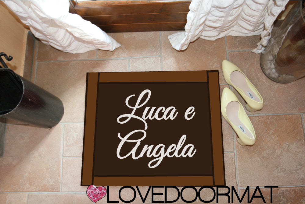 Zerbino Personalizzato – Cornice Stile, Tuo Testo – LOVEDOORMAT in Feltro, Fondo in Gomma, 100% asciugapassi