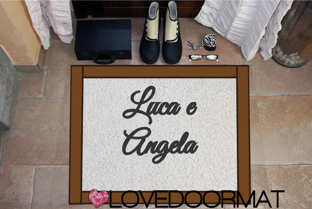 Zerbino Personalizzato – Cornice Stile, Tuo Testo – LOVEDOORMAT in Pvc, Fondo in Gomma, 100% Impermeabile