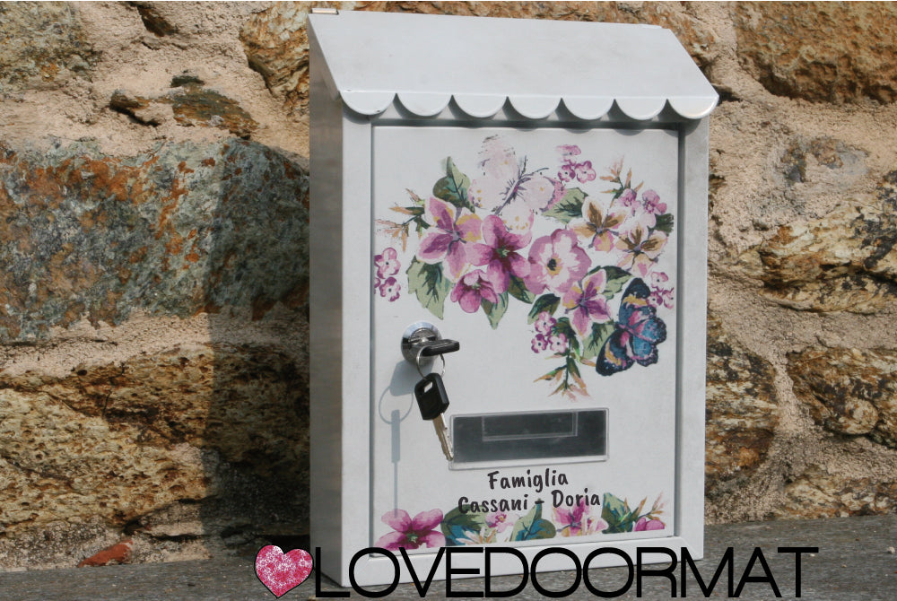 Cassetta Posta Personalizzata – Fiori, Farfalla – LOVEDOORMAT In Acciaio Dipinto cm 30x21x7