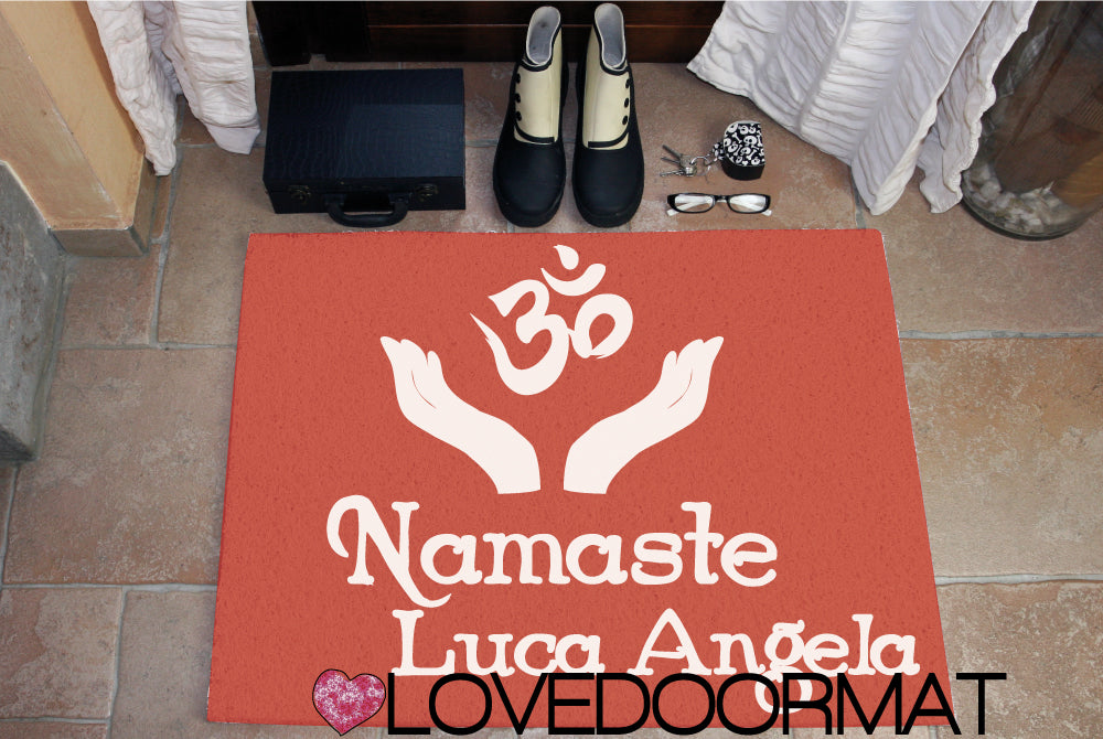 Zerbino Personalizzato – Namasté, Tuo Testo – LOVEDOORMAT in Pvc, Fondo in Gomma