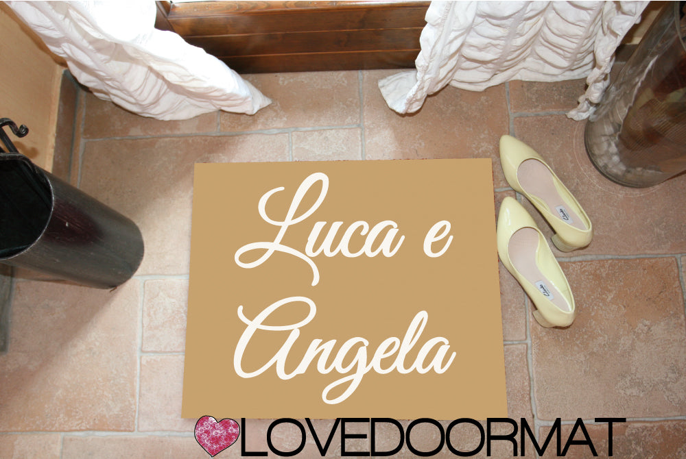 Tappeto Personalizzato – Noi Due, Tuo Testo – LOVEDOORMAT in Feltro e Gomma