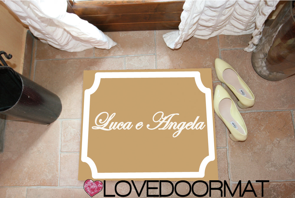 Tappeto Personalizzato – Cornice Class, Tuo Testo – LOVEDOORMAT in Feltro e Gomma