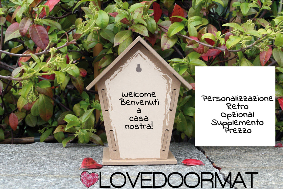Casetta Uccelli Personalizzata – Fumetto Famiglia – LOVEDOORMAT in Legno cm 17,5x12x3,4