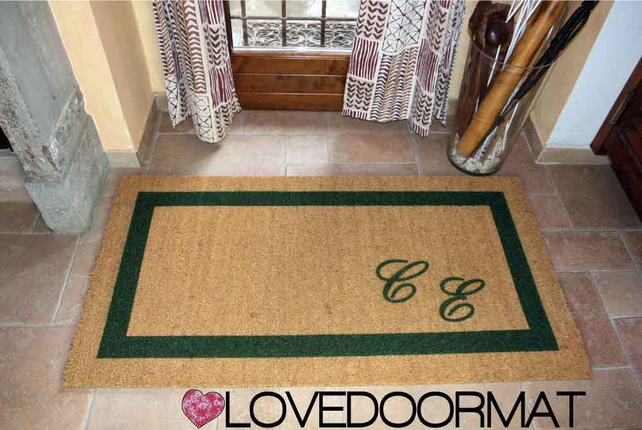 Zerbino Personalizzato – Tue Iniziali in Cornice – LOVEDOORMAT in Cocco, Fondo in Gomma 100% BIO e Con Il Tuo Testo
